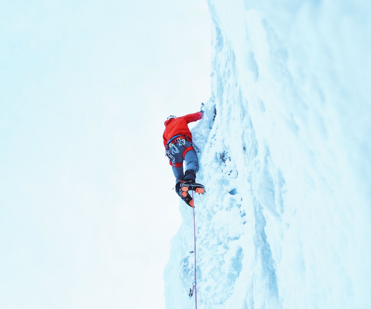 Ice climbing Scottoni